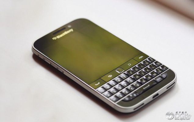 Bán BlackBerry Q20